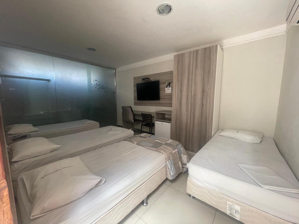 Mustang Hotel サルゲイロ エクステリア 写真